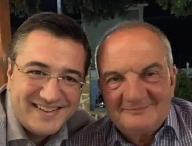 Η selfie του Α.Τζιτζικώστα με τον Κ.Καραμανλή: «Στην πρώτη γραμμή του αγώνα για την επόμενη ημέρα της χώρας»